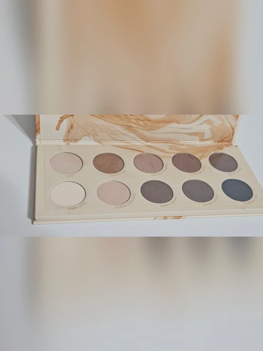 Neutral Eyeshadow Palette - 10 Shade Beige & Taupe Collection